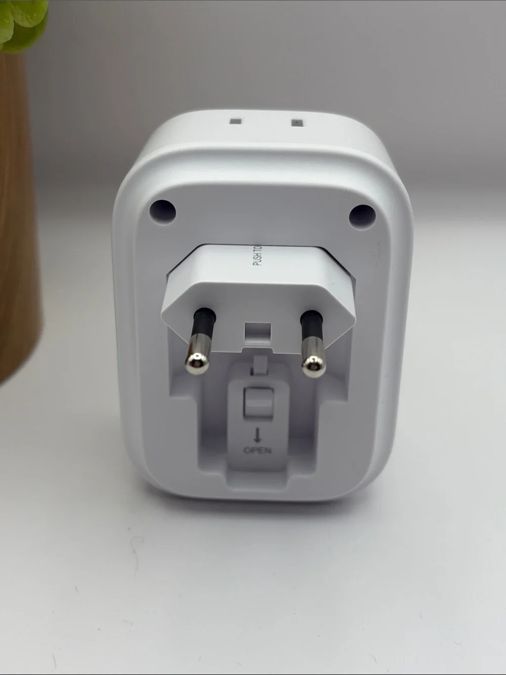 Lencent Foldable Dual USB European Travel Plug Power Adapter, PA050USEU